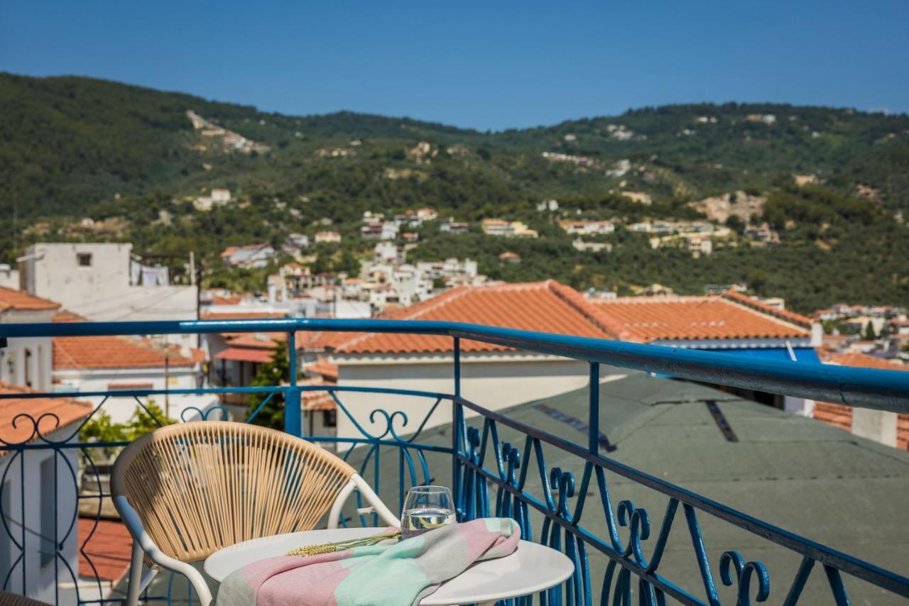 The Blue Hotell Skiathos stad Exteriör bild